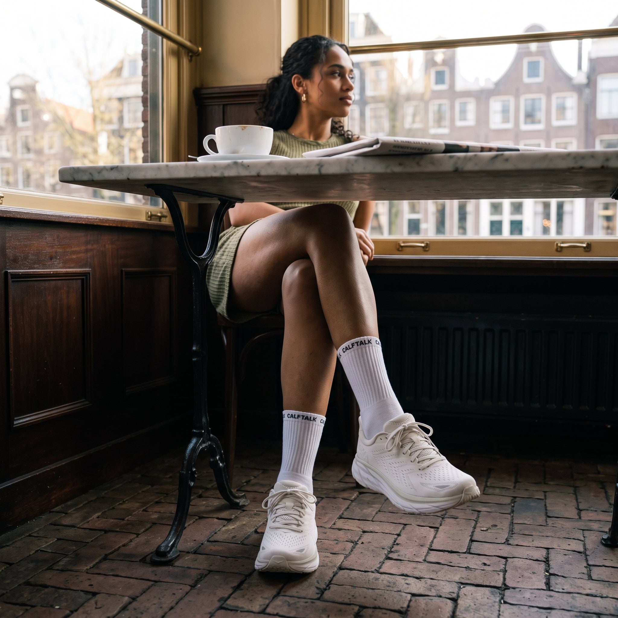 CALFTALK sokken in het cafe